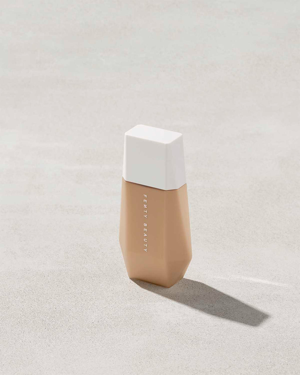 Fenty Beauty Eaze Drop Blurring Skin Tint | Dazall Egypt